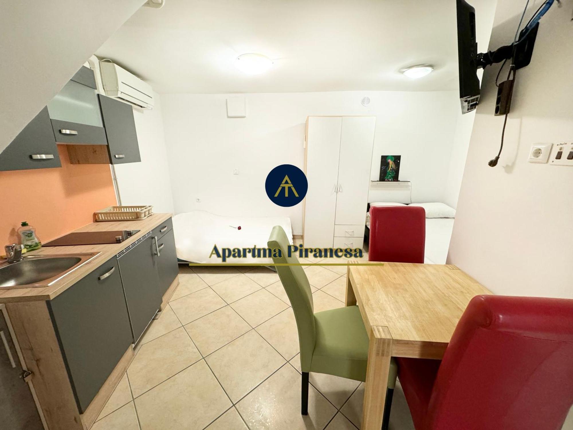 Apartma Piranesa Ii *