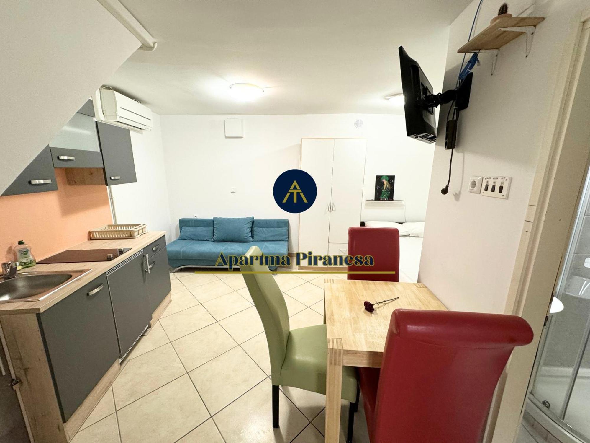 Apartma Piranesa Ii Apartment *